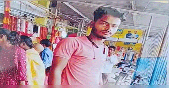 ত্রিকোণ প্রেমের জেরে খুন!